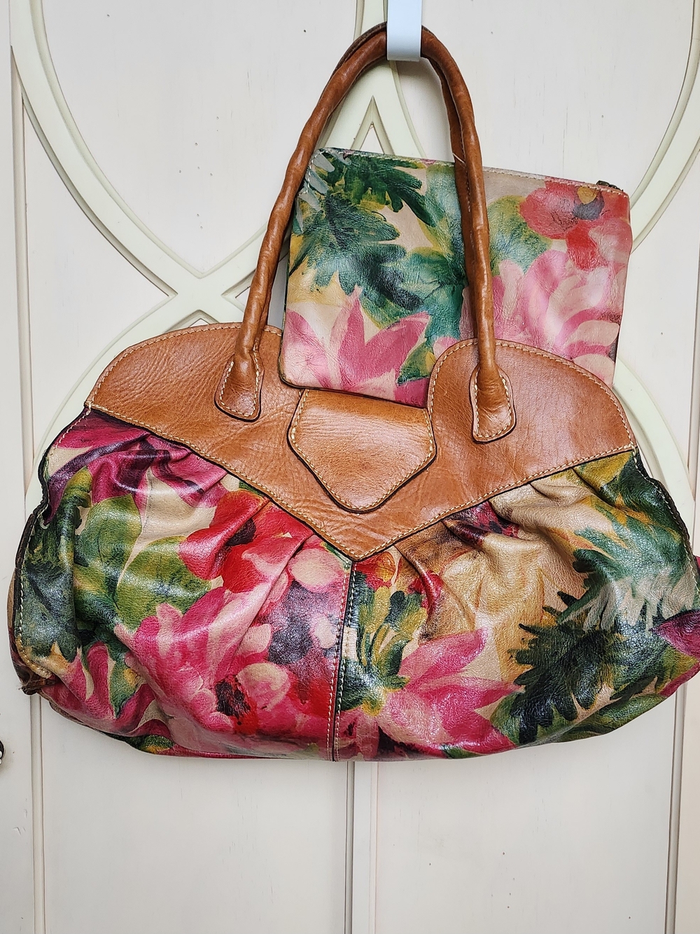 Patricia Nash Pink & Green Floral Purse, Plus Matching Wrist Purse.